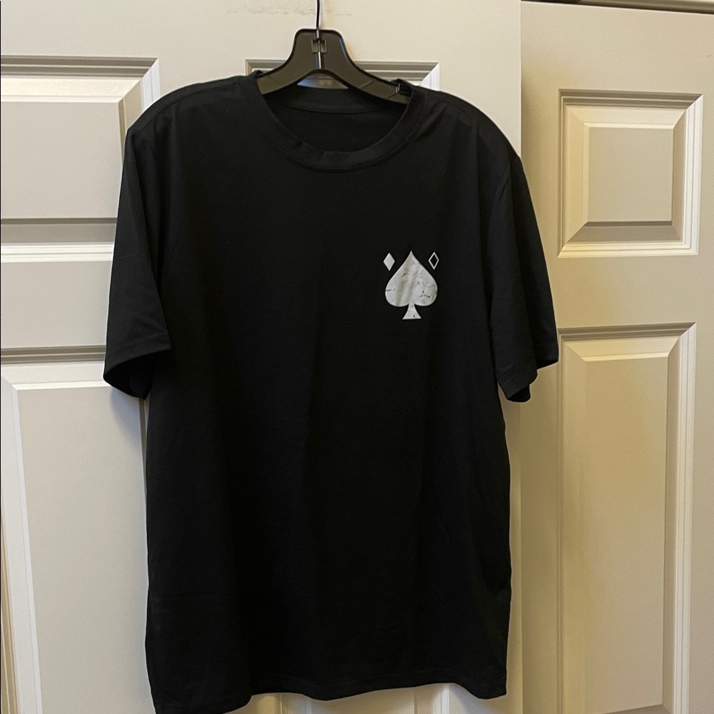 SHEIN Black Men's Graphic Crewneck T-Shirt with Spade Logo